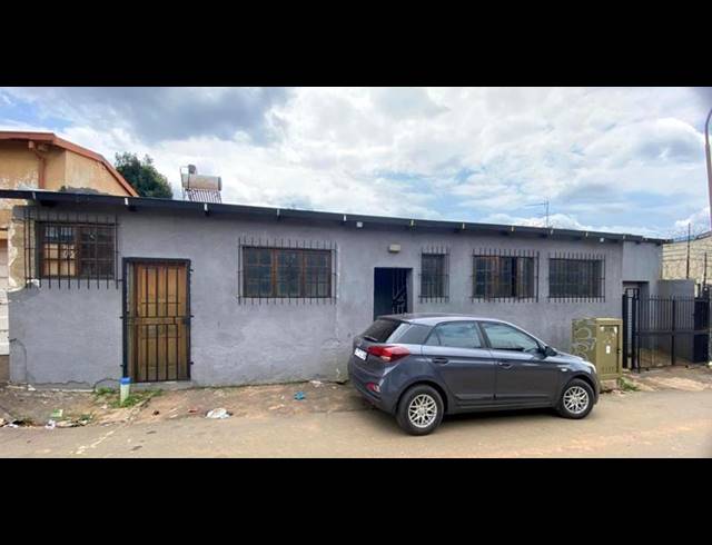 3 BEDROOM HOUSE FOR SALE IN VREDEDORP